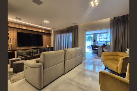 Casa de condomínio para alugar com 400m², 5 quartos e 3 vagasSala 