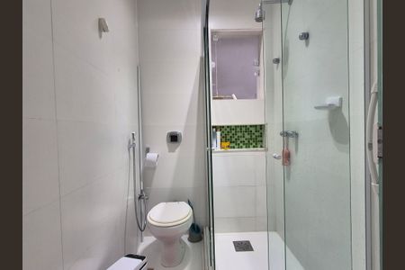 Casa de condomínio para alugar com 400m², 5 quartos e 3 vagasBanheiro 