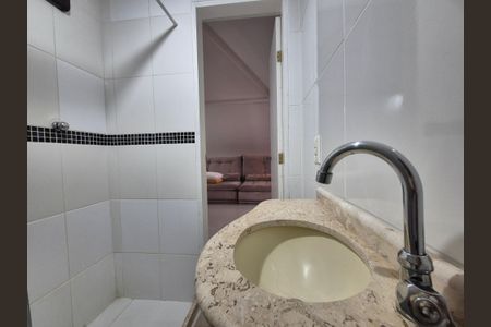 Casa de condomínio para alugar com 400m², 5 quartos e 3 vagasBanheiro 