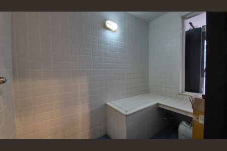 Casa de condomínio para alugar com 400m², 5 quartos e 3 vagasSauna 