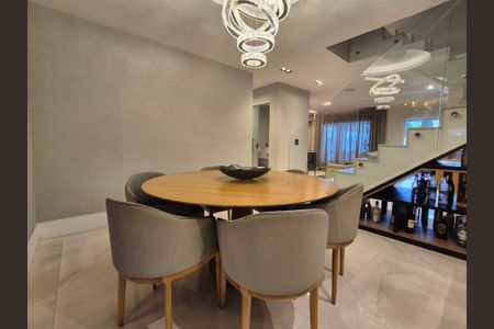 Sala de jantar  de casa de condomínio para alugar com 5 quartos, 400m² em Recreio dos Bandeirantes, Rio de Janeiro