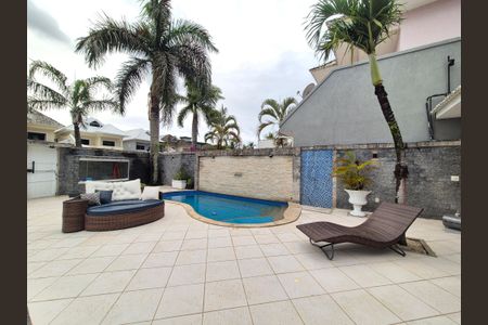 Casa de condomínio para alugar com 400m², 5 quartos e 3 vagasÁrea externa 