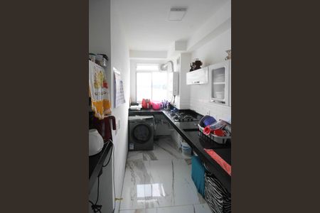 Apartamento para alugar com 45m², 2 quartos e sem vaga Apartamento para alugar com 45m², 2 quartos e sem vagaCozinha e Área de Serviço