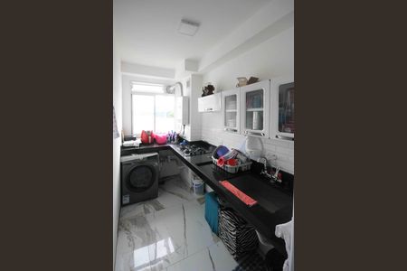 Apartamento para alugar com 45m², 2 quartos e sem vaga Apartamento para alugar com 45m², 2 quartos e sem vagaCozinha e Área de Serviço