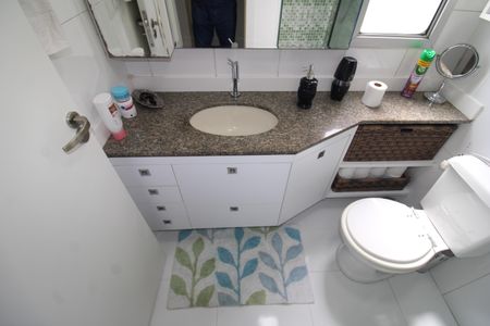 Apartamento à venda com 70m², 3 quartos e 1 vagaQuarto 2 - Banheiro