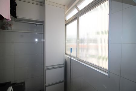 Apartamento à venda com 70m², 3 quartos e 1 vagaÁrea de Serviço