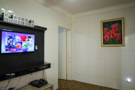 Sala de casa para alugar com 2 quartos, 60m² em Parque Guarani, São Paulo