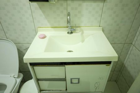 Casa para alugar com 60m², 2 quartos e 1 vagaBanheiro 2