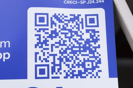 Casa para alugar com 60m², 2 quartos e 1 vagaPlaca instalada no portão - Código da placa: PFWM-406