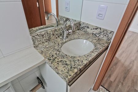 Apartamento para alugar com 45m², 2 quartos e 1 vaga Apartamento para alugar com 45m², 2 quartos e 1 vagaBanheiro