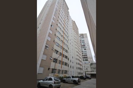 Apartamento para alugar com 45m², 2 quartos e 1 vaga Apartamento para alugar com 45m², 2 quartos e 1 vagaFachada