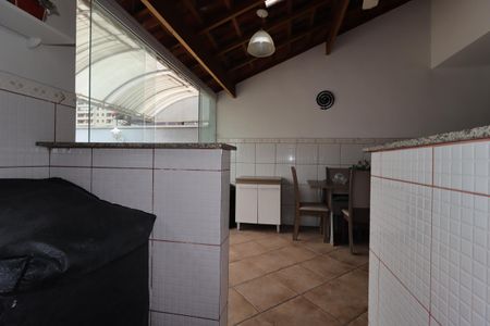 Apartamento à venda com 138m², 2 quartos e 2 vagasÁrea de Serviço