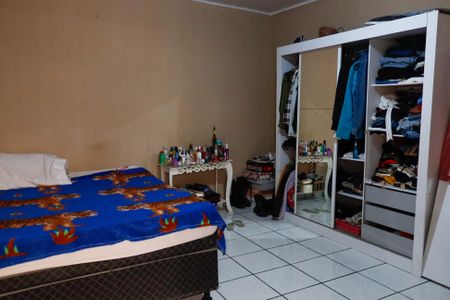 Casa à venda com 306m², 4 quartos e 5 vagasQuarto 2