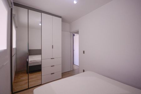 Quarto 1  de apartamento à venda com 2 quartos, 50m² em Vila Gumercindo, São Paulo