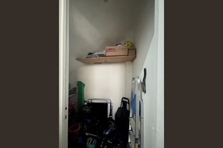 Apartamento à venda com 85m², 2 quartos e 1 vagaÁrea de serviço - quartinho