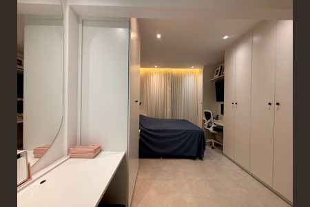 Apartamento à venda com 85m², 2 quartos e 1 vagaSuíte - banheiro