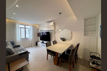 Apartamento à venda com 85m², 2 quartos e 1 vagaSala