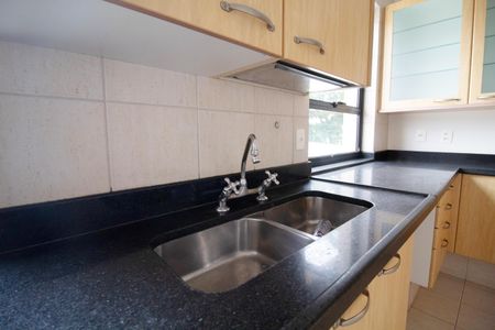 Apartamento à venda com 115m², 2 quartos e 1 vaga