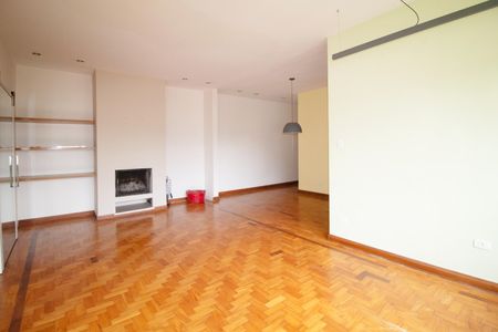 Apartamento à venda com 115m², 2 quartos e 1 vaga