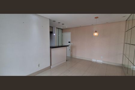 Apartamento à venda com 72m², 2 quartos e 2 vagasSala