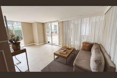 Apartamento para alugar com 110m², 3 quartos e 2 vagasHall social