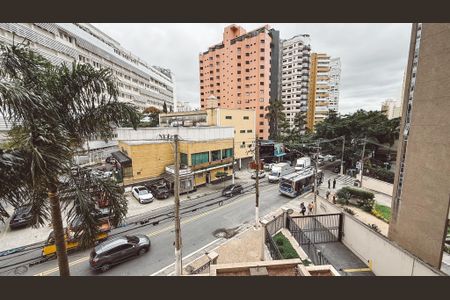 Apartamento para alugar com 110m², 3 quartos e 2 vagasVista do Quarto