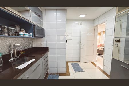 Apartamento para alugar com 110m², 3 quartos e 2 vagasCozinha