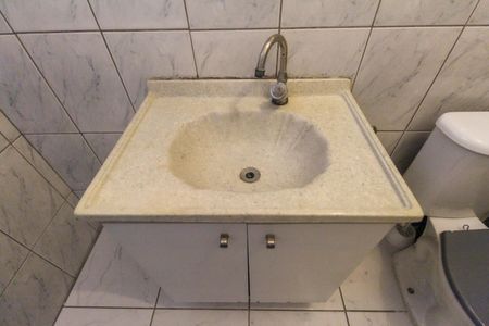 Casa para alugar com 30m², 1 quarto e sem vagaBanheiro