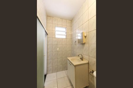 Casa para alugar com 30m², 1 quarto e sem vagaBanheiro