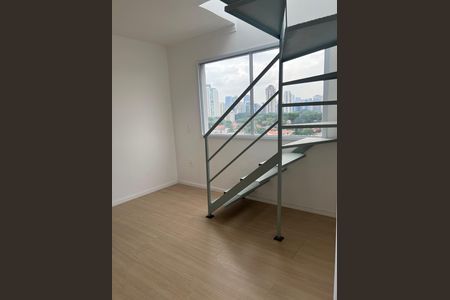 Studio para alugar com 54m², 1 quarto e sem vaga Studio para alugar com 54m², 1 quarto e sem vagaVaranda