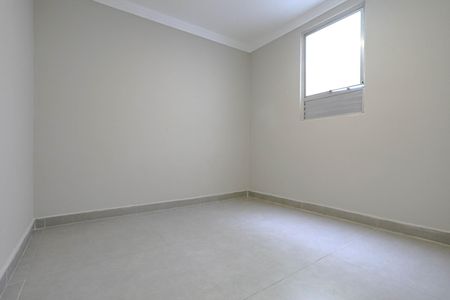 Quarto 1 de apartamento para alugar com 2 quartos, 47m² em Vila Industrial, Mogi das Cruzes