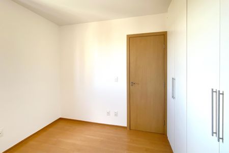 Apartamento à venda com 63m², 2 quartos e 2 vagasQuarto 