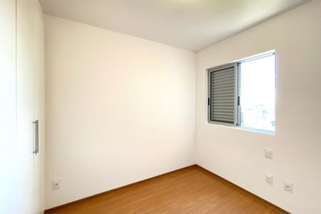 Apartamento à venda com 63m², 2 quartos e 2 vagasQuarto 