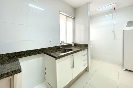 Apartamento à venda com 63m², 2 quartos e 2 vagasCozinha