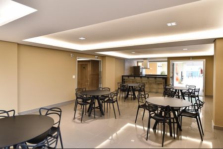 Apartamento à venda com 63m², 2 quartos e 2 vagasÁrea externa