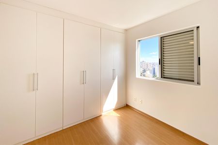 Apartamento à venda com 63m², 2 quartos e 2 vagasSuite