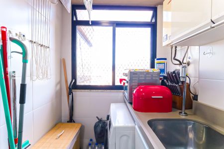 Apartamento à venda com 60m², 2 quartos e 1 vaga Apartamento à venda com 60m², 2 quartos e 1 vagaÁrea de Serviço