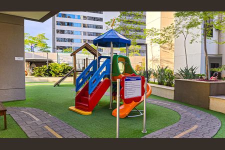 Apartamento à venda com 60m², 2 quartos e 1 vaga Apartamento à venda com 60m², 2 quartos e 1 vagaÁrea comum - Playground