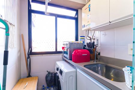 Apartamento à venda com 60m², 2 quartos e 1 vaga Apartamento à venda com 60m², 2 quartos e 1 vagaÁrea de Serviço