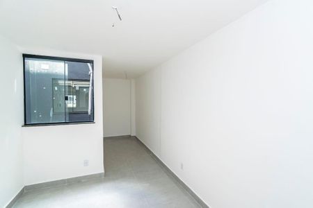 Apartamento à venda com 145m², 2 quartos e 1 vaga Apartamento à venda com 145m², 2 quartos e 1 vagaQuarto 2