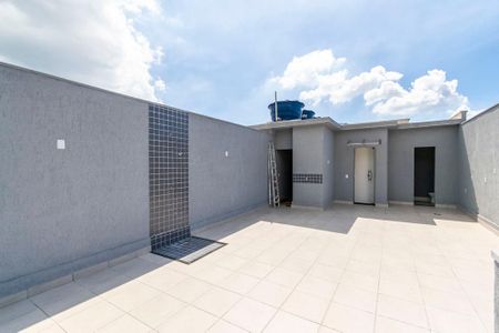 Apartamento à venda com 145m², 2 quartos e 1 vaga Apartamento à venda com 145m², 2 quartos e 1 vagaTerraço