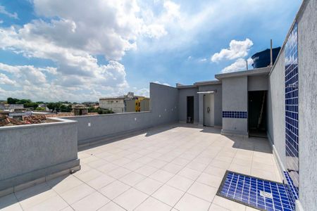 Apartamento à venda com 145m², 2 quartos e 1 vaga Apartamento à venda com 145m², 2 quartos e 1 vagaTerraço