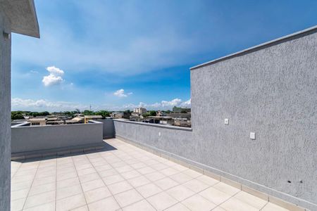 Apartamento à venda com 135m², 2 quartos e 1 vaga Apartamento à venda com 135m², 2 quartos e 1 vagaTerraço