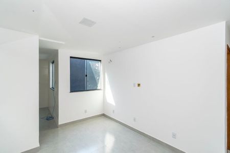 Apartamento à venda com 135m², 2 quartos e 1 vaga Apartamento à venda com 135m², 2 quartos e 1 vagaSala