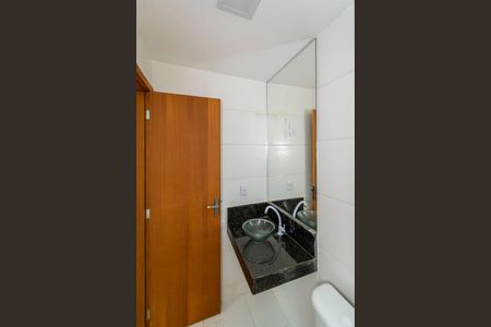 Apartamento à venda com 135m², 2 quartos e 1 vaga Apartamento à venda com 135m², 2 quartos e 1 vagaBanheiro
