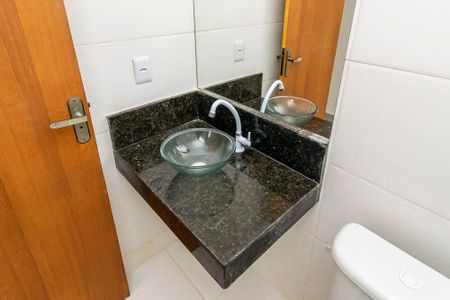 Apartamento à venda com 135m², 2 quartos e 1 vaga Apartamento à venda com 135m², 2 quartos e 1 vagaBanheiro