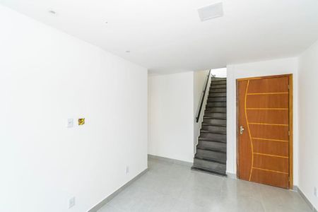 Apartamento à venda com 135m², 2 quartos e 1 vaga Apartamento à venda com 135m², 2 quartos e 1 vagaSala