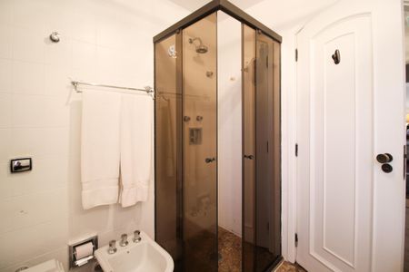 Apartamento à venda com 375m², 3 quartos e 3 vagasBanheiro