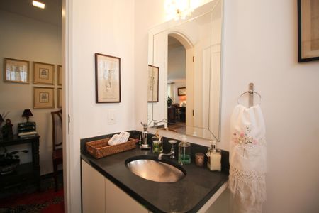 Apartamento à venda com 375m², 3 quartos e 3 vagasLavabo 2 