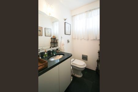 Apartamento à venda com 375m², 3 quartos e 3 vagasLavabo 2 